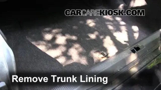 2002 Lincoln LS 3.9L V8 Tires & Wheels Change a Flat Tire